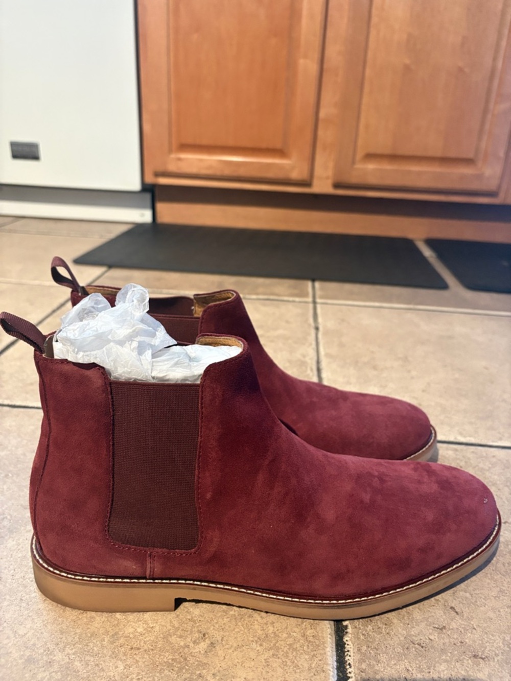 Steve Madden Men's Suede Chukka Boots in Burgundy